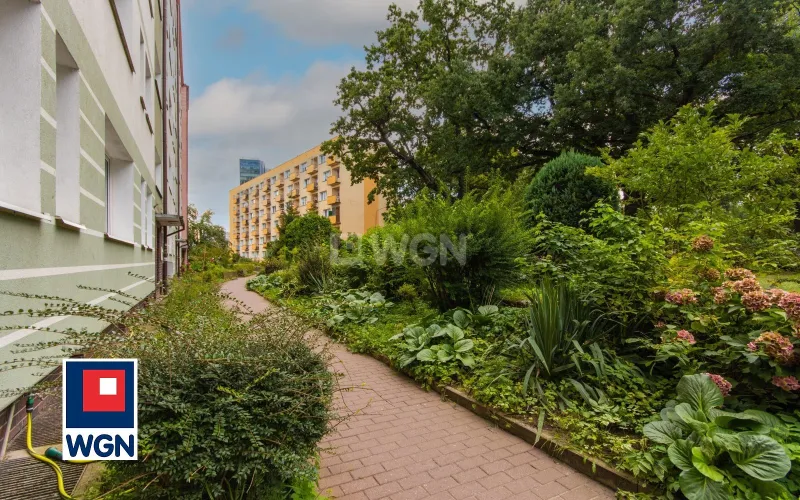 Mieszkanie na  sprzedaż Szczecin - Centrum 4 pokoje + 2 balkony + 2 piwnice